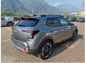 KIA STONIC-BENZINA-IBRIDA O GPL